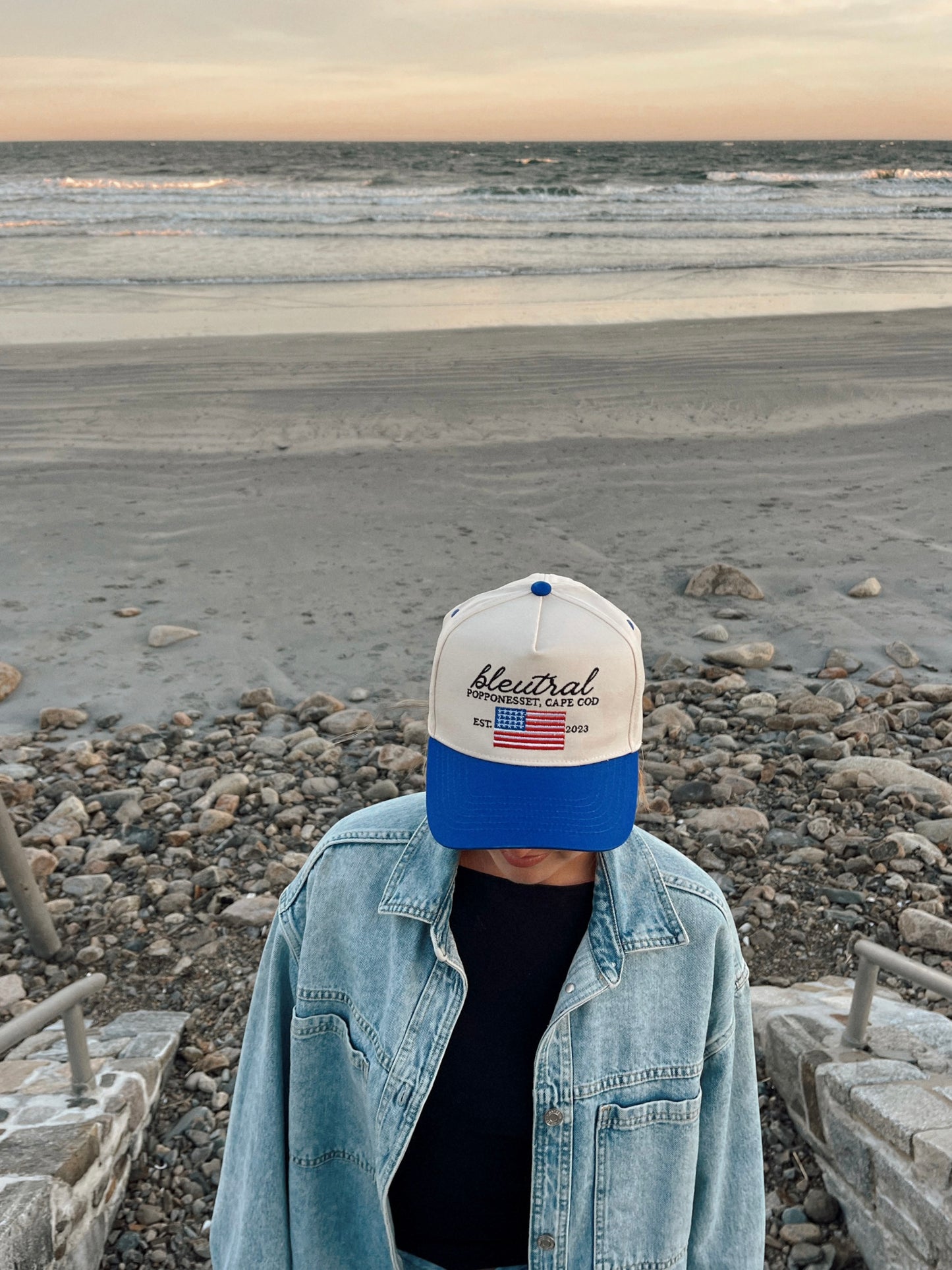 Bleutral American Summer Trucker
