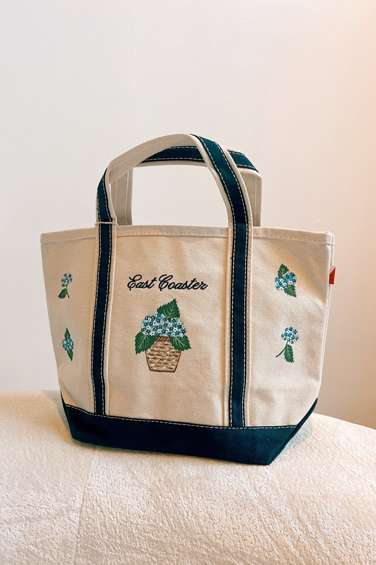 East Coaster Hydrangea Tote