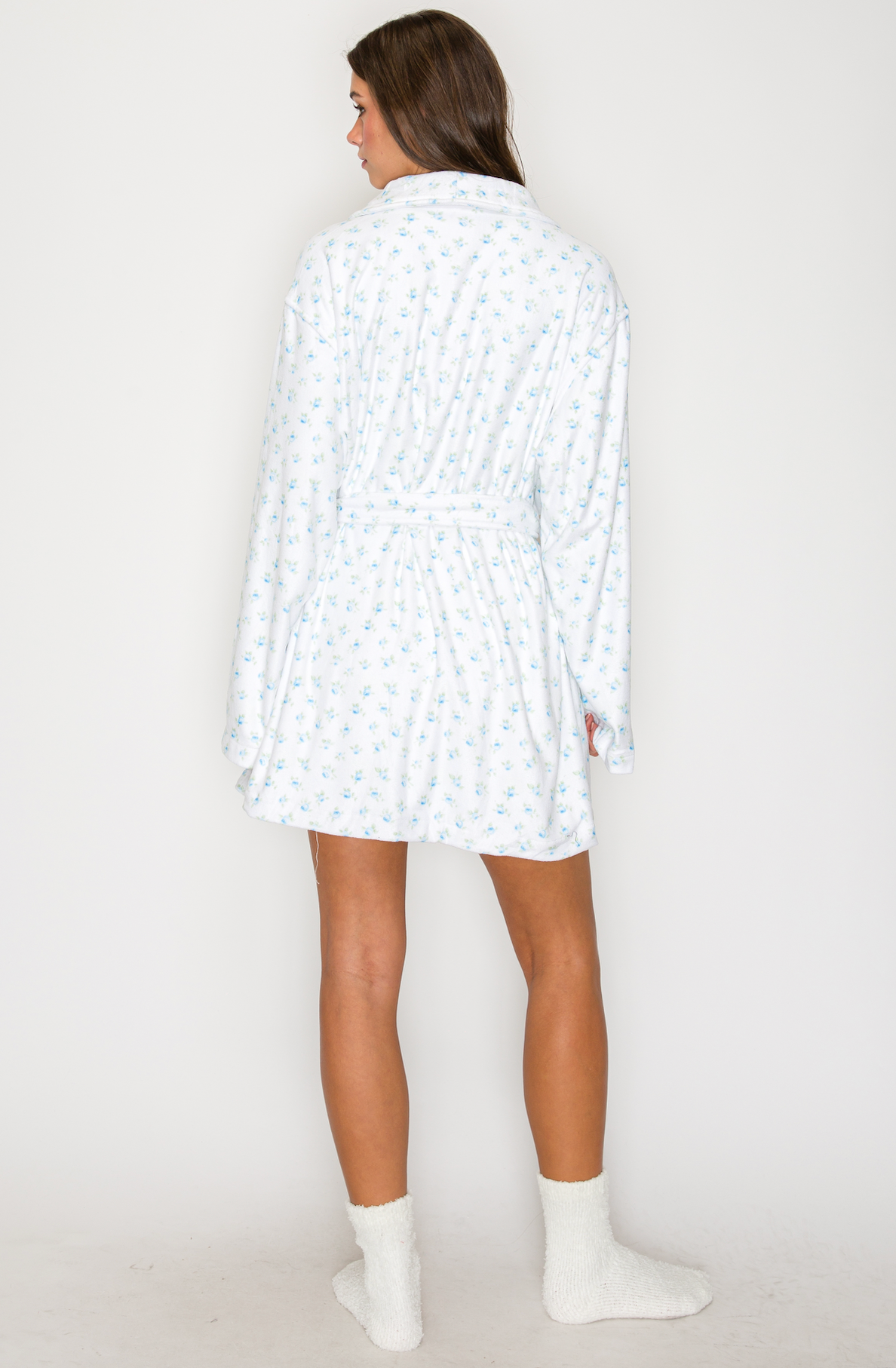 Slow Sunday’s Bathrobe