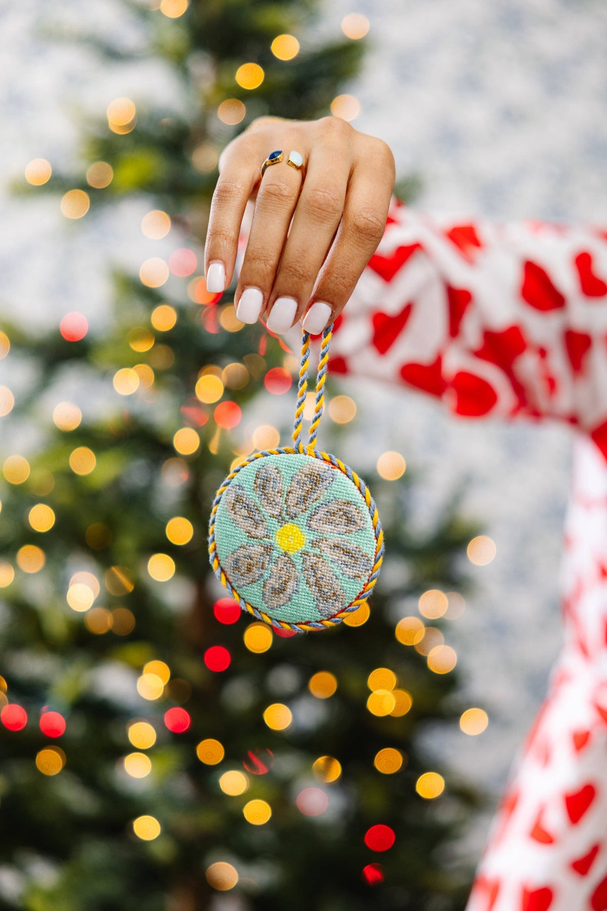 Needlepoint Icon Ornament - Oyster